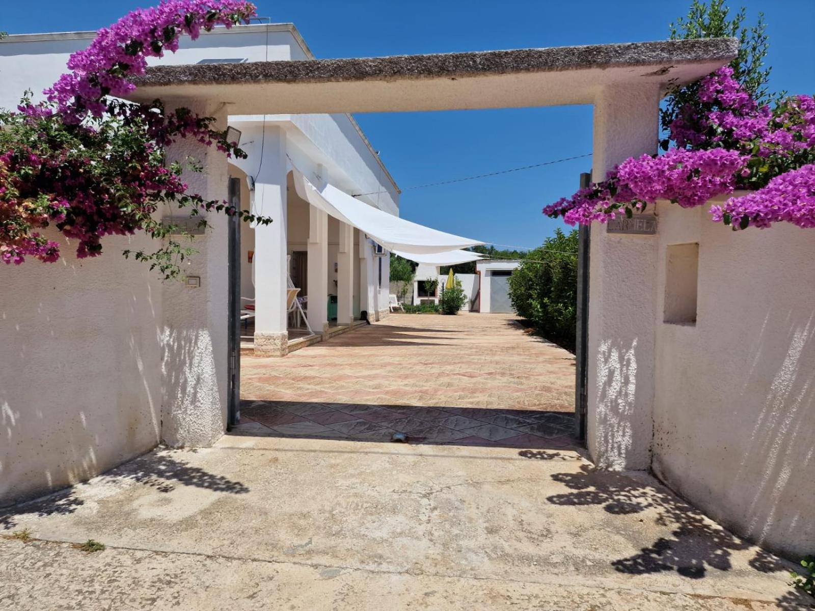 Villa Carmela A San Pietro In Bevagna Exterior foto